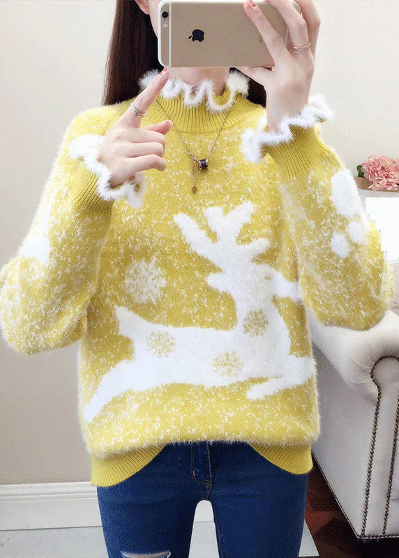 Yaretzi - Casual sweater with ruffles