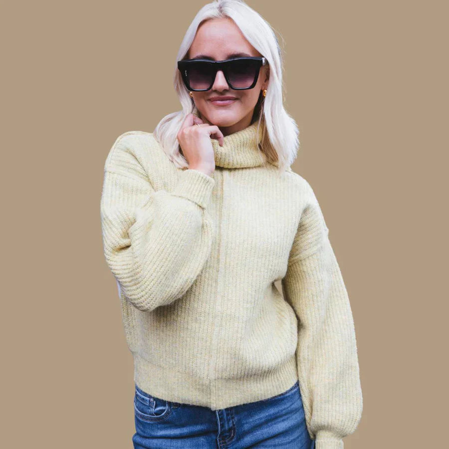 Ada - Turtleneck sweater with laces