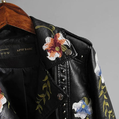Ainhoa - Women's jacket with flowers