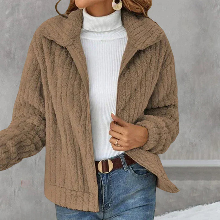 Dyana - Cozy & Stylish Women's Fleece Jacket