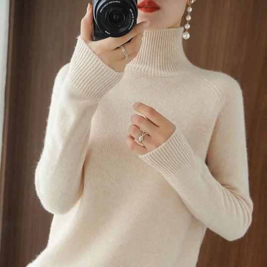 Flynni - Women's Turtleneck Sweater