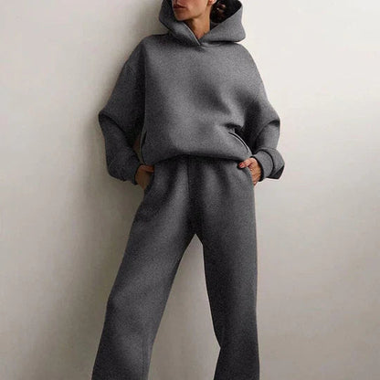 Isolde - Women's Tracksuit