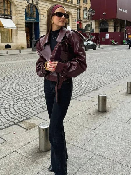 Short leather jacket for autumn and winter