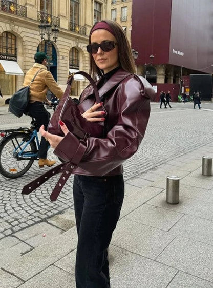 Short leather jacket for autumn and winter