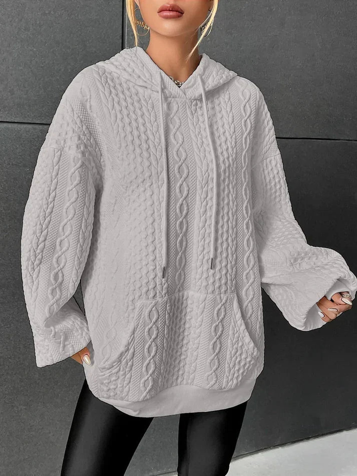 Viktoria - Knitted pullover with hood