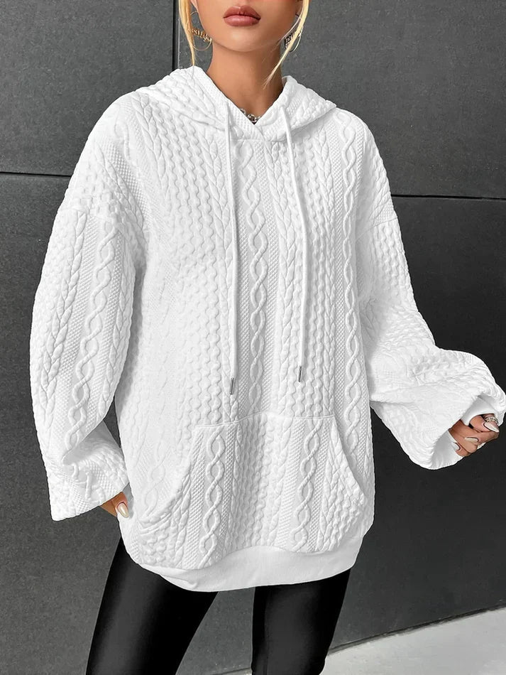 Viktoria - Knitted pullover with hood